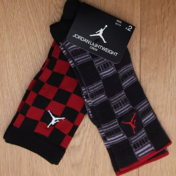 NWT Boy's Jordan 2 Pairs Lightweight Crew Socks - Picture 6 of 7